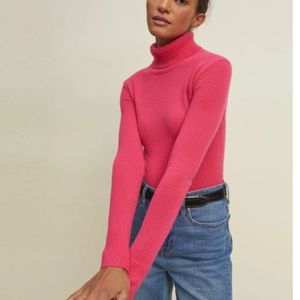 Michal Stars 100% Cashmere turtleneck